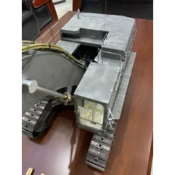 CAT C374F Graafmachine Metaal Met Hydrauliek Kit (1/14) -Speelgoedwinkel Voor Vrachtwagens LES BA B0001 lesu cat excavator rc 1 14 hydraulic 14 800x800h.jpg