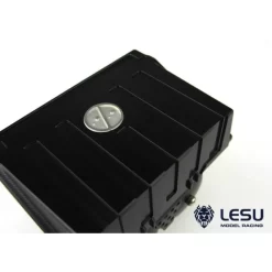 Lesu Batterijkast Met Lucht Tanks G-6018 (1/14) -Speelgoedwinkel Voor Vrachtwagens LES G 6018 2 800x800w.jpg