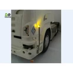 WTE Scania Peilstok Breedtelampen Oranje 93mm (1/14) -Speelgoedwinkel Voor Vrachtwagens WTE 917551 6 800x800w.jpg