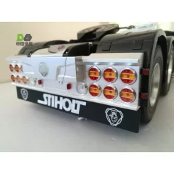 WTE Scania Achter Bumper Met 3 Kamer En Breedtelampen (1/14) 8 WTE Scania Achter Bumper Met 3 Kamer En Breedtelampen (1/14) -Speelgoedwinkel Voor Vrachtwagens WTE 917557 4 800x800w.jpg