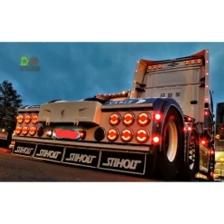 WTE Scania Achter Bumper Met 3 Kamer En Breedtelampen (1/14) 7 WTE Scania Achter Bumper Met 3 Kamer En Breedtelampen (1/14) -Speelgoedwinkel Voor Vrachtwagens WTE 917557 5 800x800w.jpg