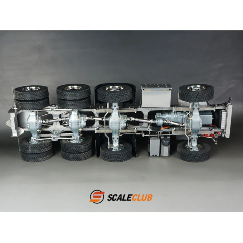 Mercedes Benz Actros 8x4/8x8 SLT Chassis 1/14 4 Mercedes Benz Actros 8x4/8x8 SLT Chassis 1/14 - Afbeelding 4