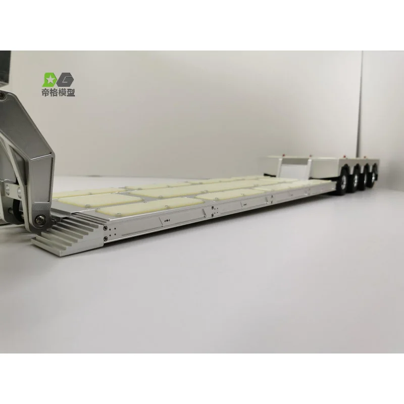 4 Assige Dieplader Met Stuurassen 1/14 - Blauw 6 4 Assige Dieplader Met Stuurassen 1/14 - Blauw - Afbeelding 6