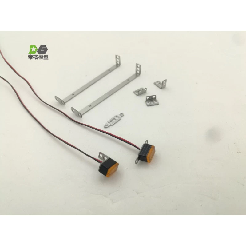Zijmarkeringslicht Met Beugel Chassis Montage 1 Zijmarkeringslicht Met Beugel Chassis Montage
